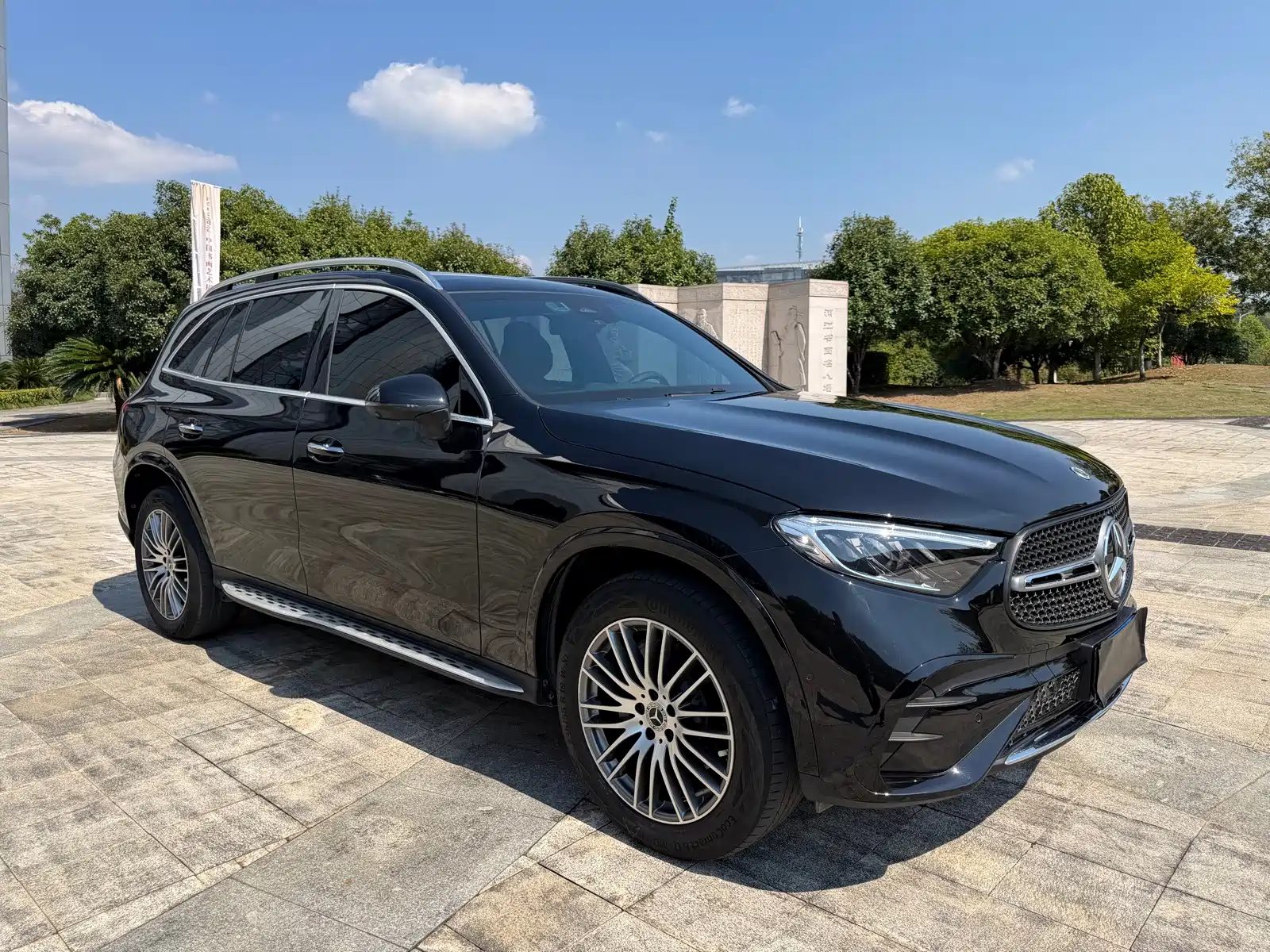 Фото 3 - Mercedes-Benz GLC