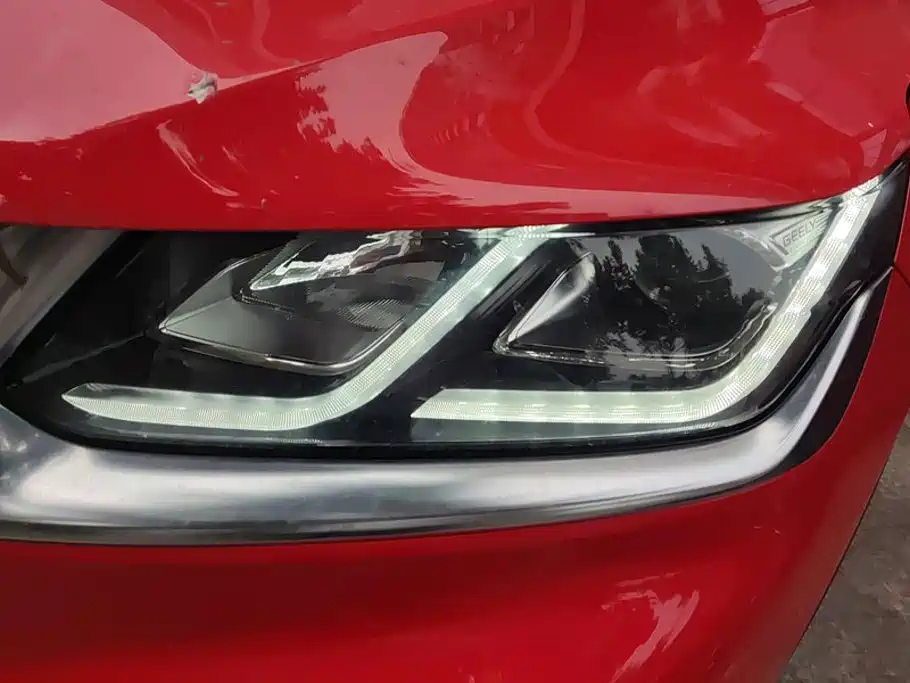 Geely Coolray 2019 2019 260T DCT Knight China VI