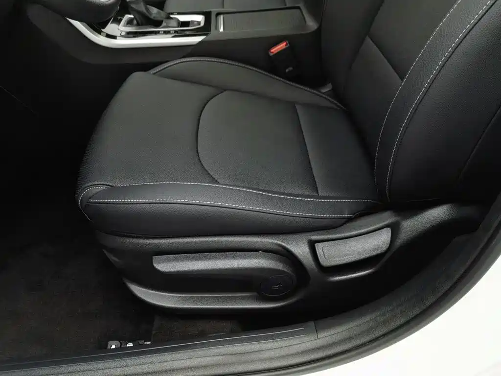 Photo 20 - Kia K3