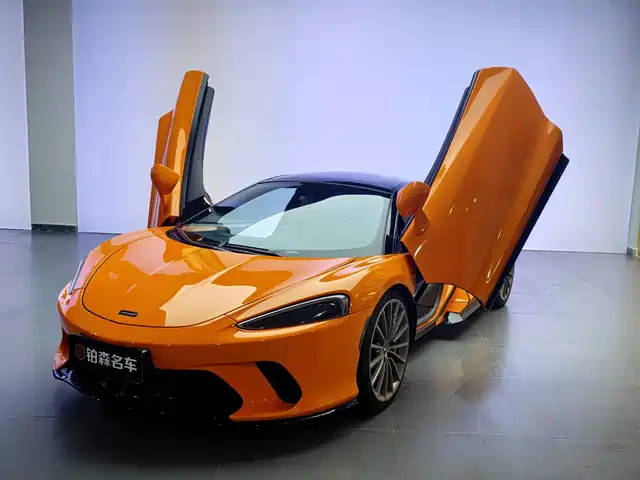 McLaren GT 4.0T, Стандарт