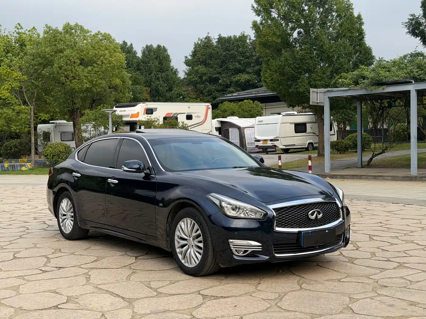 Infiniti Q70 2016 2017 Q70L 2.5L Enjoyment Edition