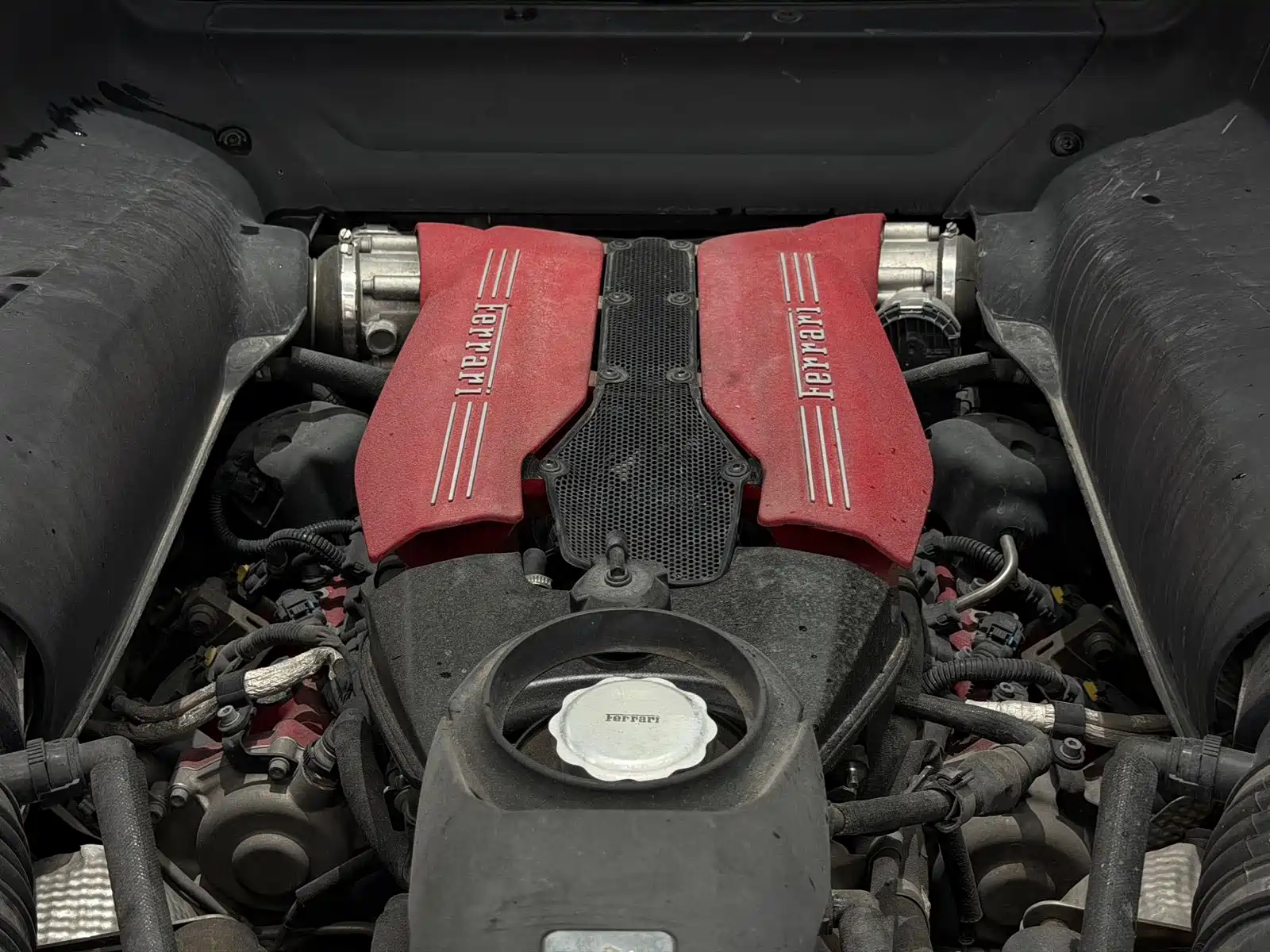 Фото 9 - Ferrari 488