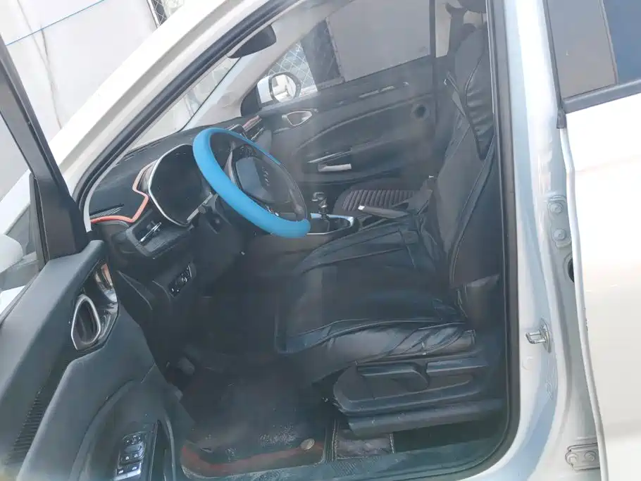 Baojun RM-5 2019 2019 1.5T Manual 24-hour Online Elite 7-seater
