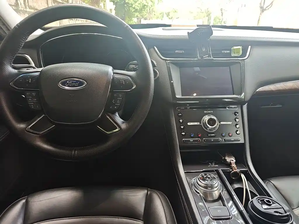 Ford Taurus 2016 2015 EcoBoost 325 V6 Flagship