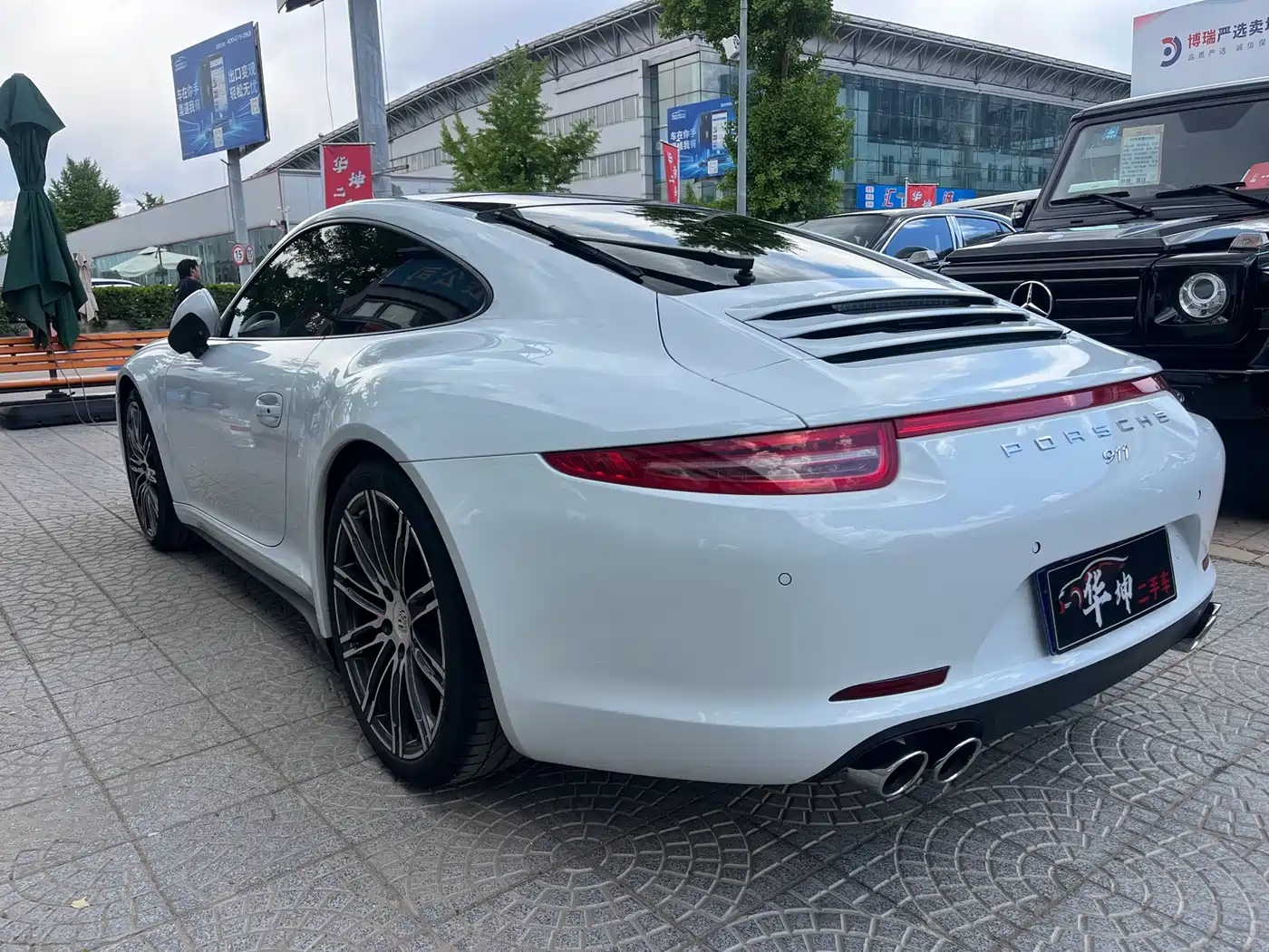 Porsche 911 2015 Carrera 4 3.4L Style Edition фото 11