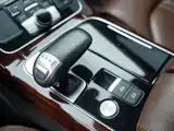 Фото 21 - Audi A8