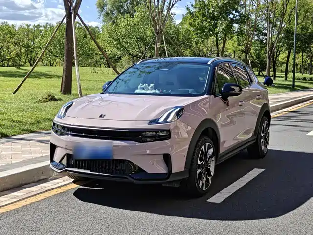 Lynk & Co 06 Remix 1.5T Shero