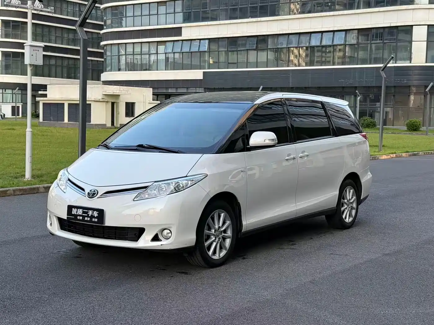 Toyota Previa 2018 2016 Base