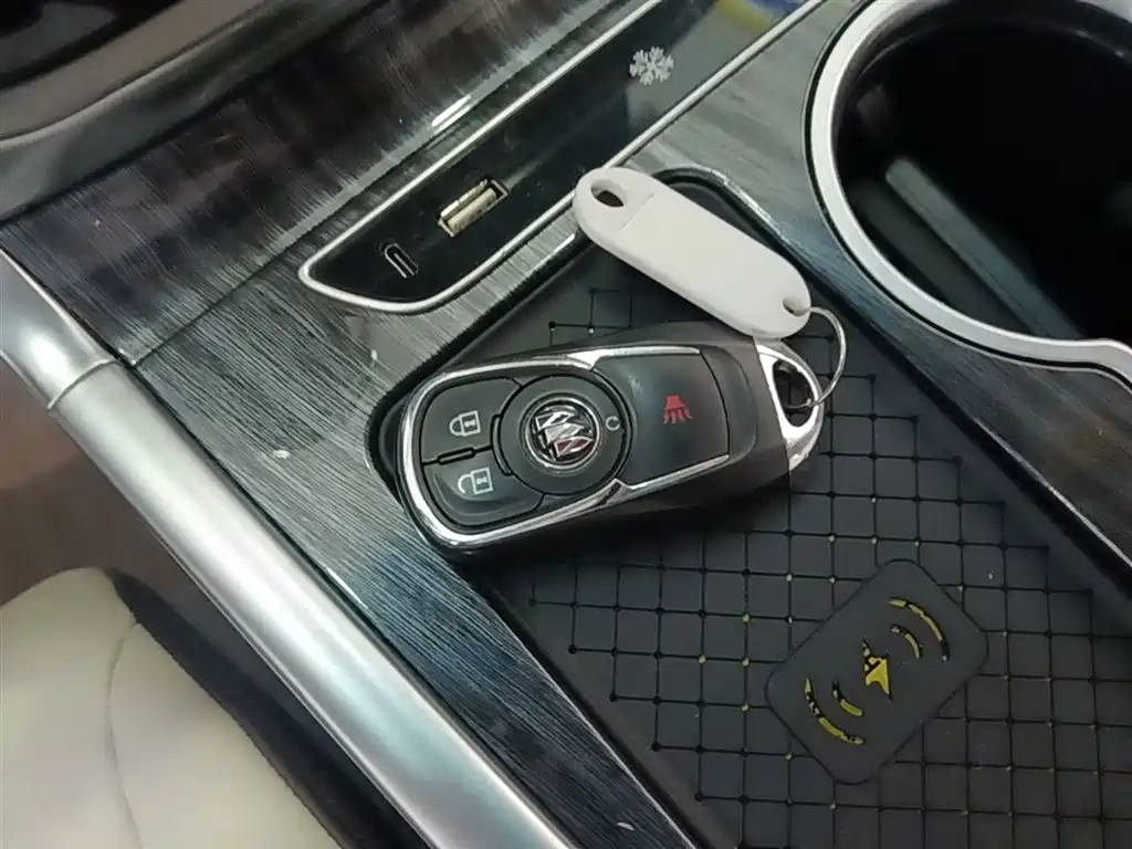 BUICK GL8