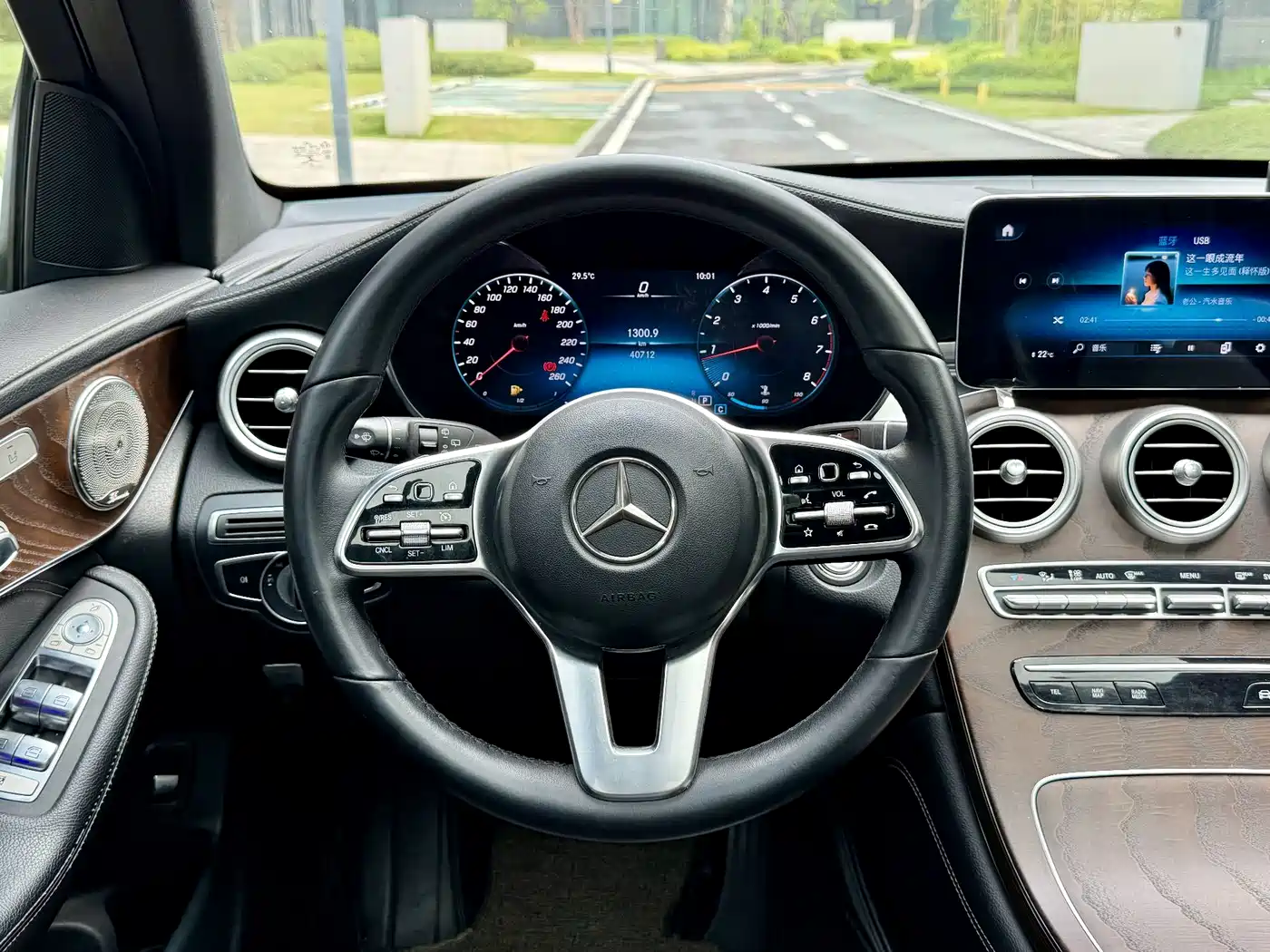Mercedes-Benz GLC 2020 GLC 260 L 4MATIC Luxury фото 16