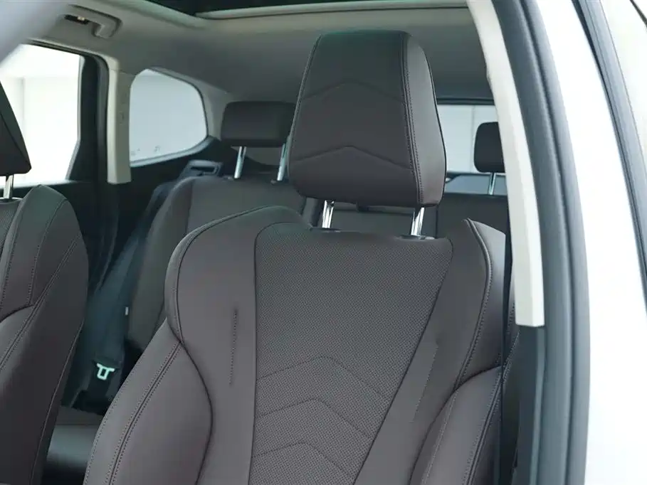 BMW X1 2025 sDrive25Li X Design Package фото 13