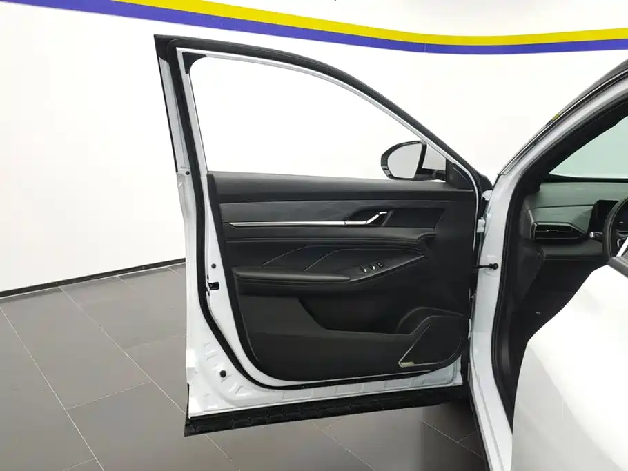 Фото 7 - Dongfeng Aeolus Dongfeng Fengshen L7