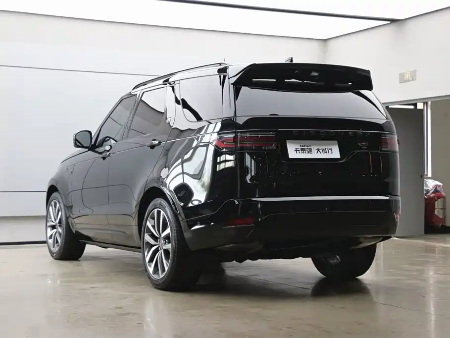 Land Rover Discovery 2023 360PS R-Dynamic SE фото 31
