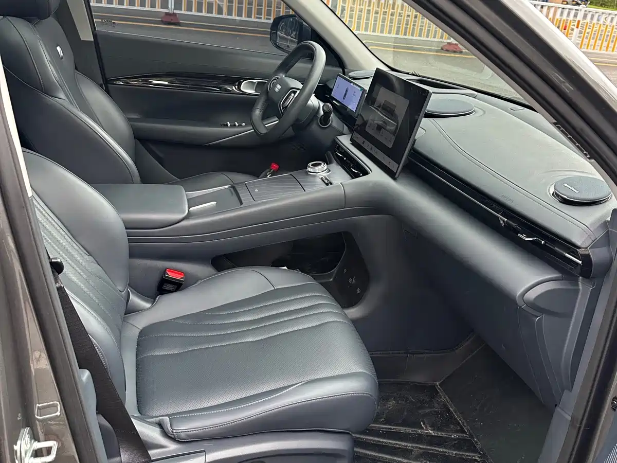 Photo 9 - Geely Galaxy Galaxy E5