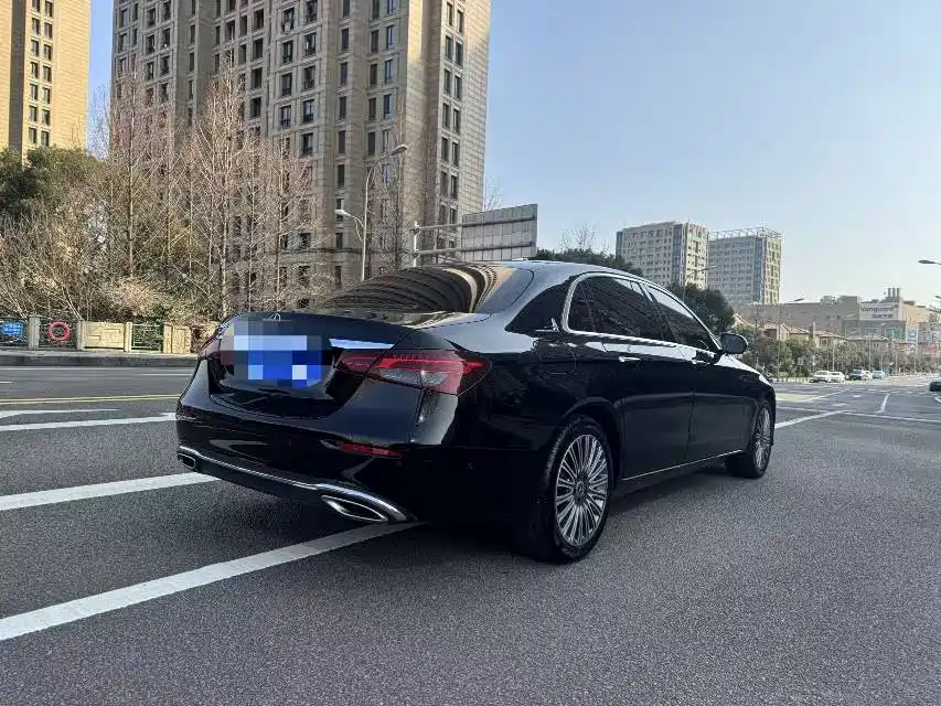Mercedes-Benz E-Class 2023 E 300 L Luxury фото 10
