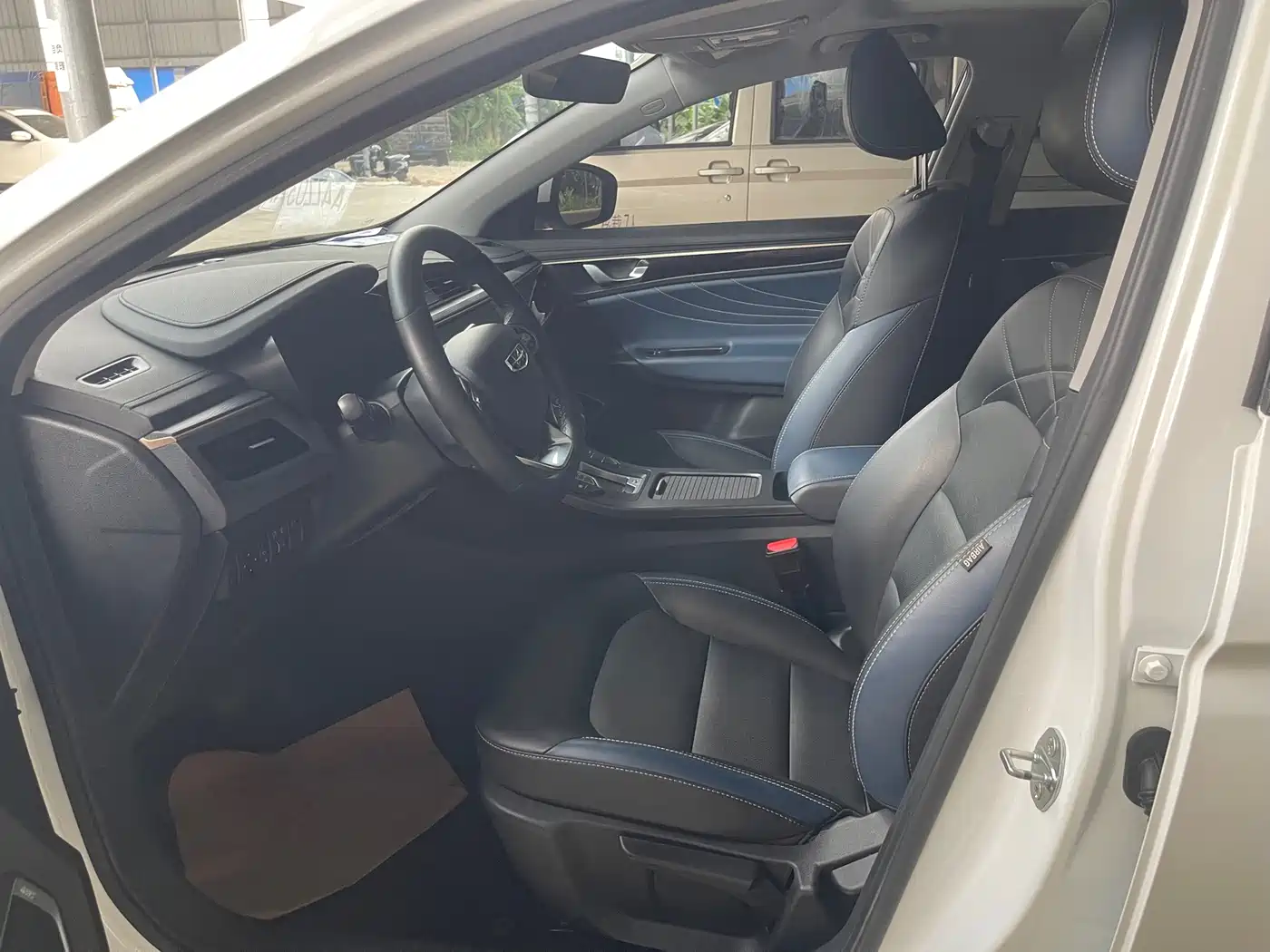 Geely Emgrand GL 2021 2021 UP 1.4T CVT Executive