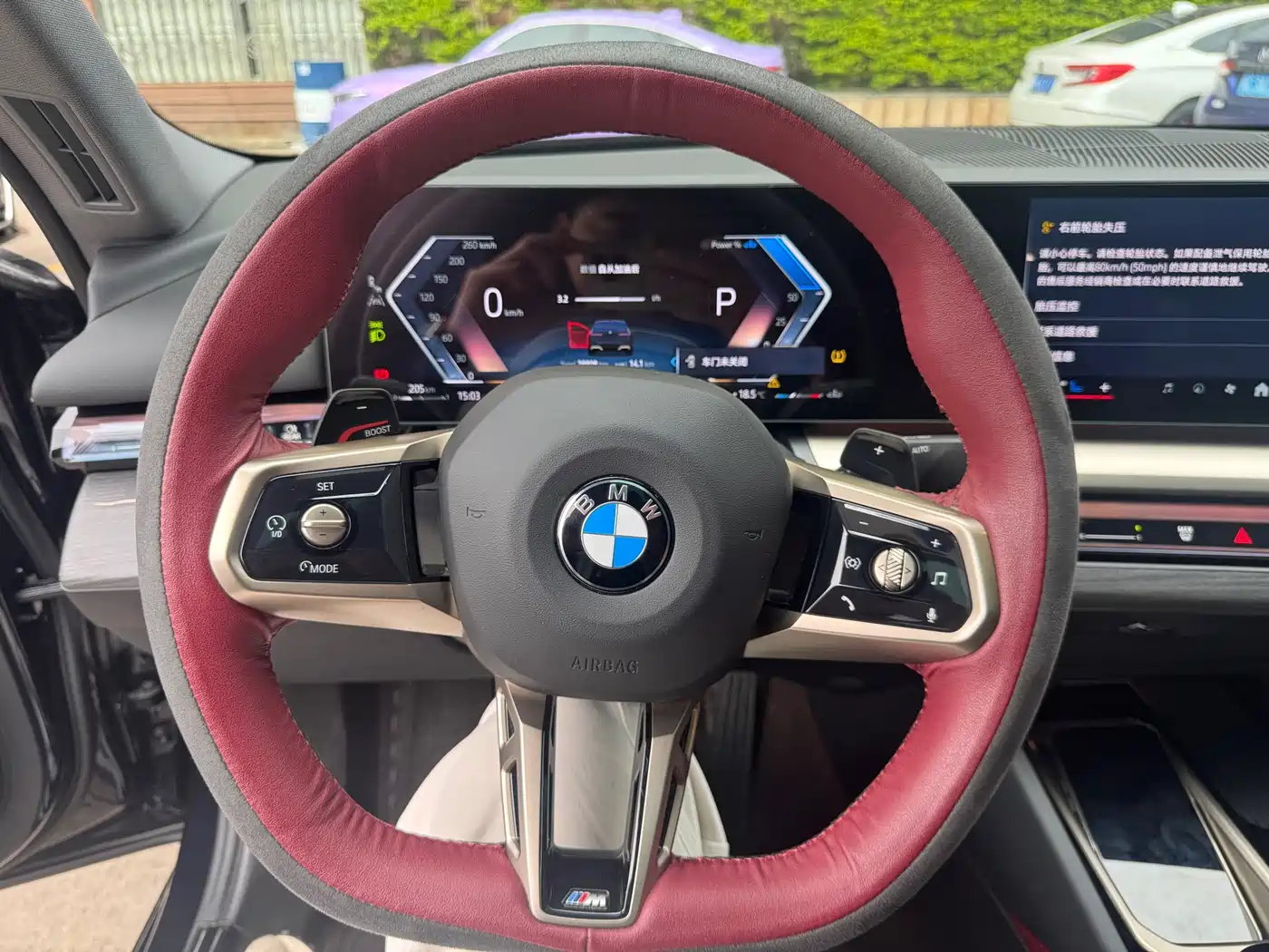 BMW 5 Series 2025 530Li Premium M Sport Package фото 10