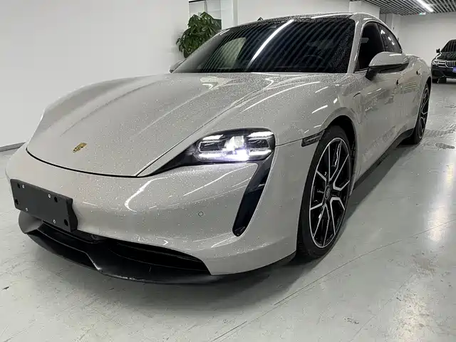 Porsche Taycan 2022 Taycan