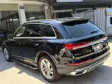 Photo 7 - Audi Q7