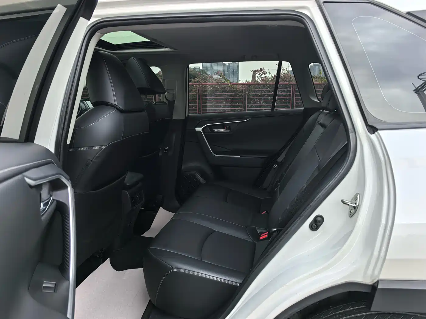 Toyota RAV4 Rongfang 2021 2.0L CVT 4WD Trend PLUS фото 5