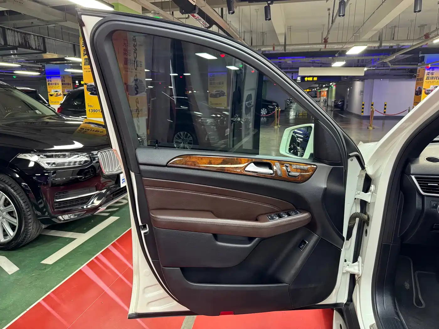 Mercedes-Benz M-Class 2012 Model ML 350 Luxury фото 29