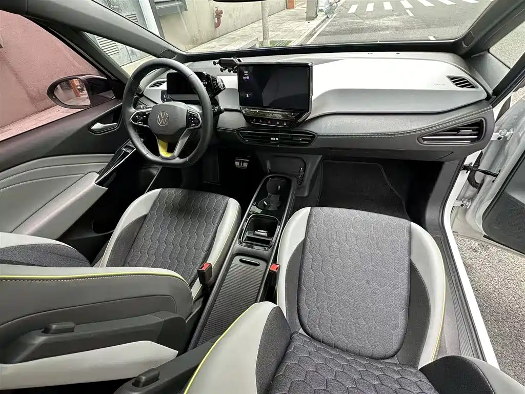 Volkswagen ID.3 2024 Ultimate Intelligence Edition фото 19