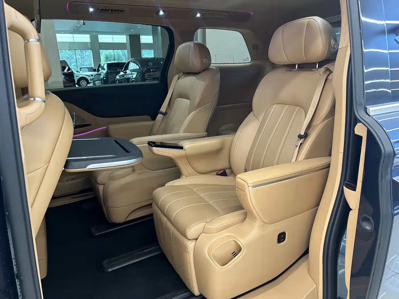 Voyah Auto Voyah Dreamer 2025 2025 Model PHEV 4WD Premium QianKun Edition