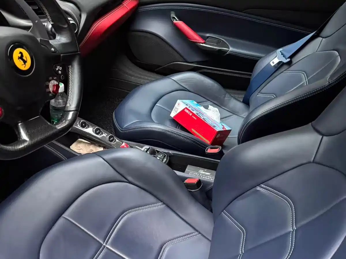 Ferrari 488 2019 2015 488 Spider