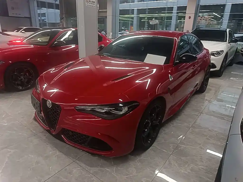 Alfa Romeo Giulia 2026 2023 2.9T V6 520HP Quadrifoglio Edition