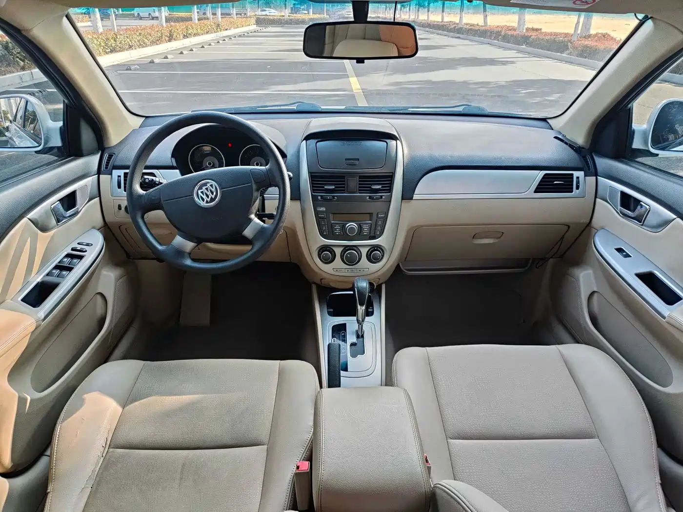 Buick Excelle 2015 1.5L Automatic Classic фото 13