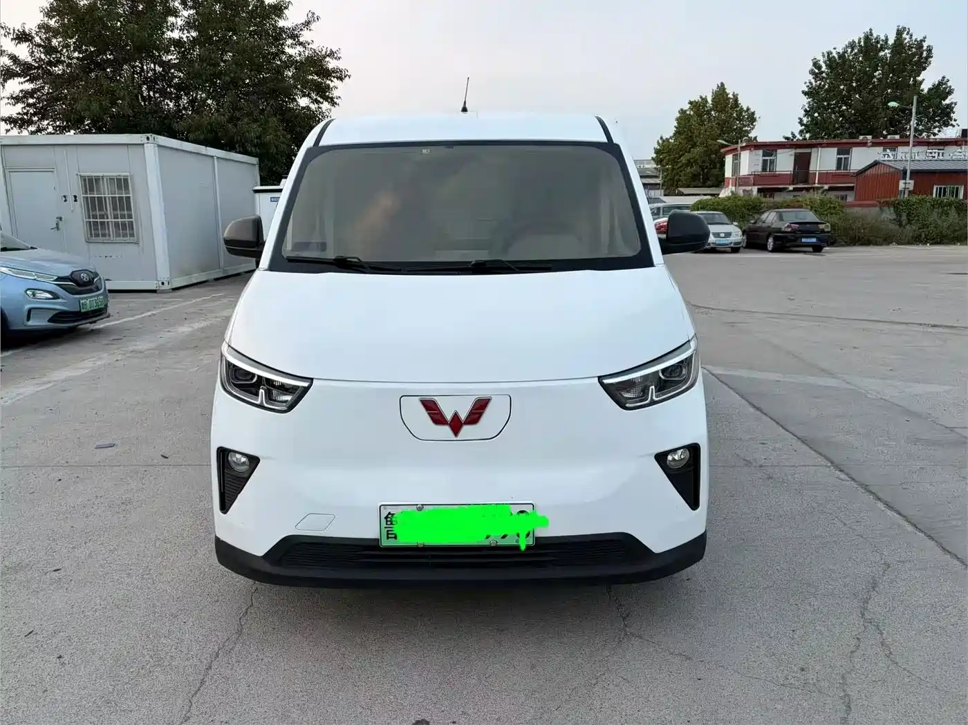 Wuling Motors Wuling Yangguang 2024 2024 300km Practical Enclosed Window Version 60kW