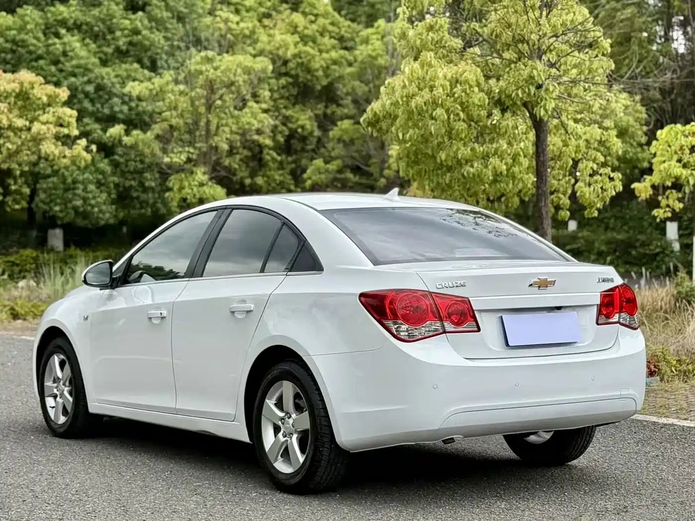Chevrolet Cruze 2013 Model 1.8L SE AT фото 7