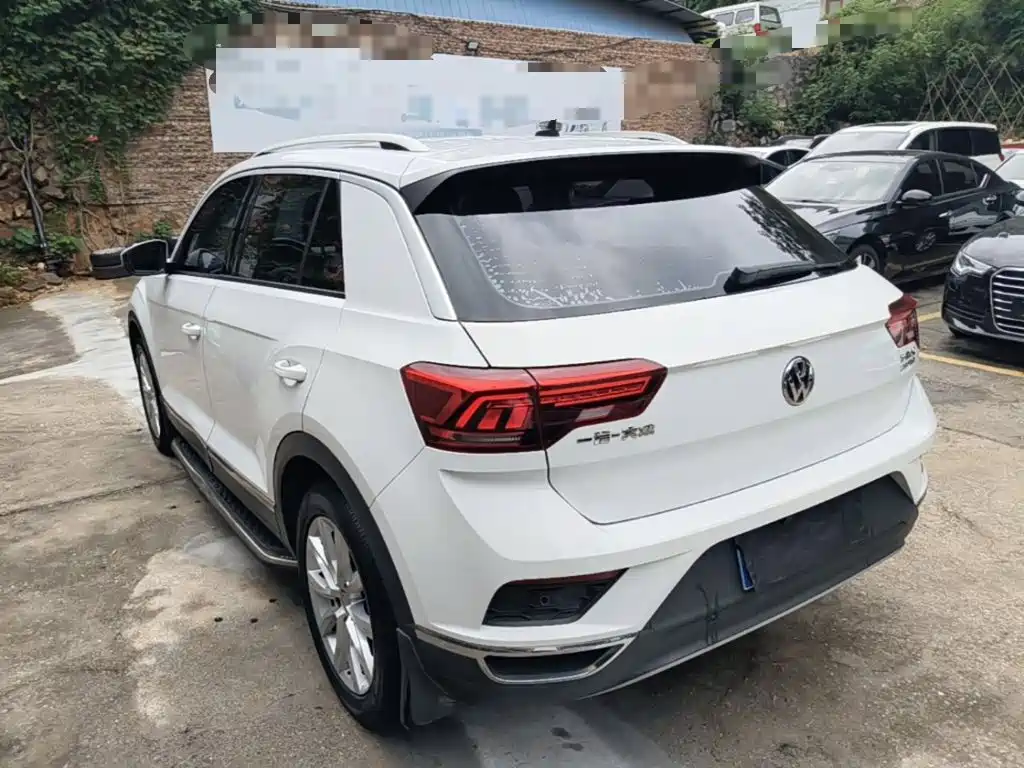 Photo 5 - Volkswagen T-ROC