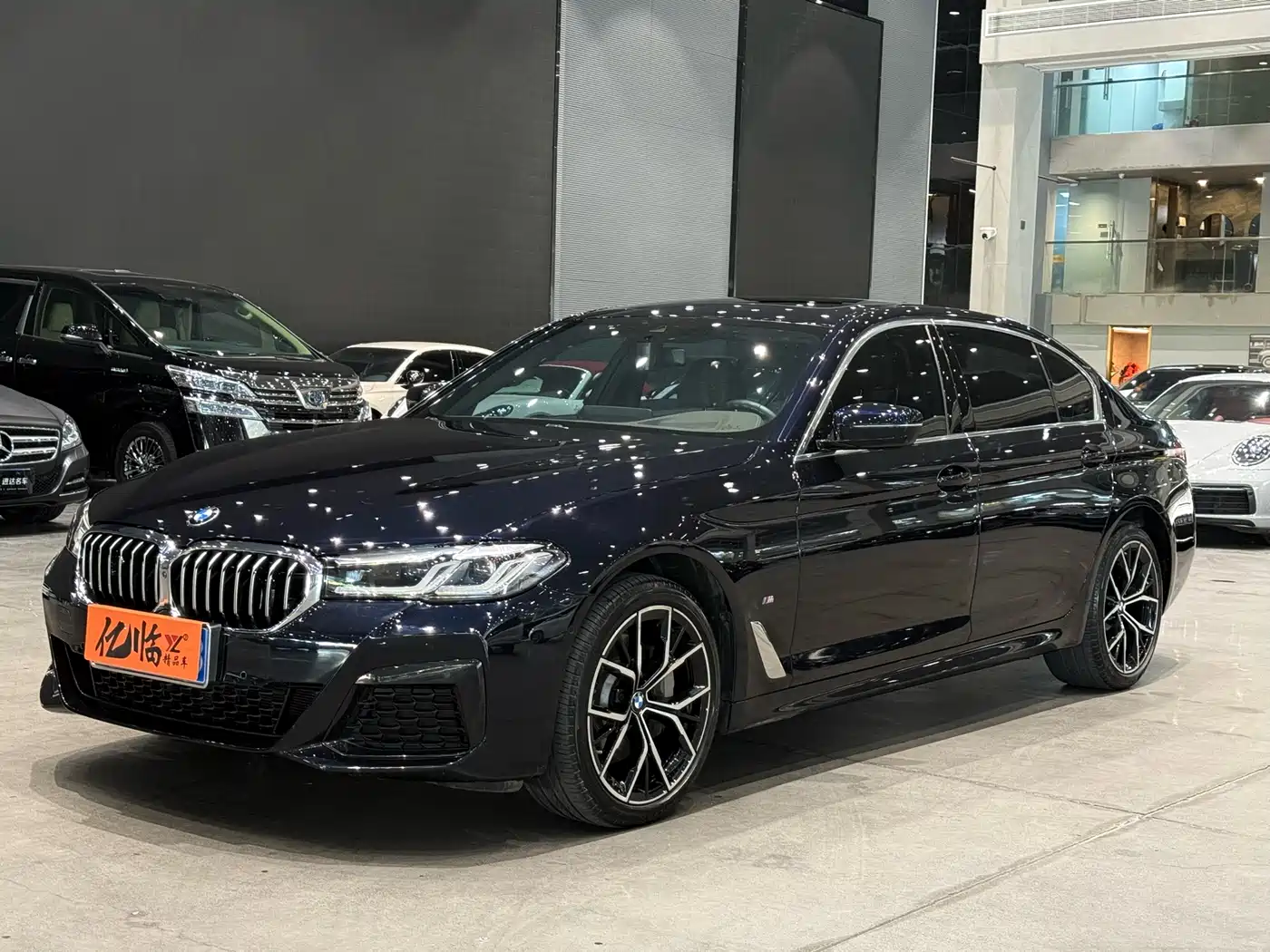 BMW 5 SERIES