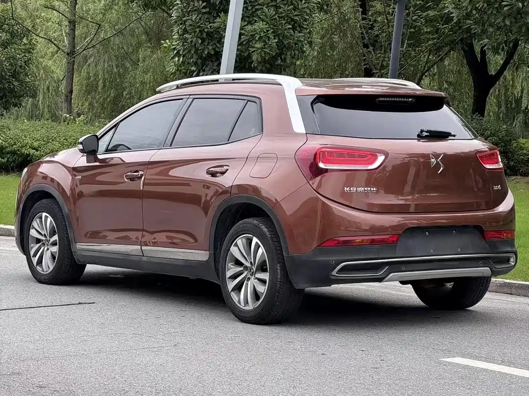DS 6 2015 2014 1.6T Luxury Edition THP200