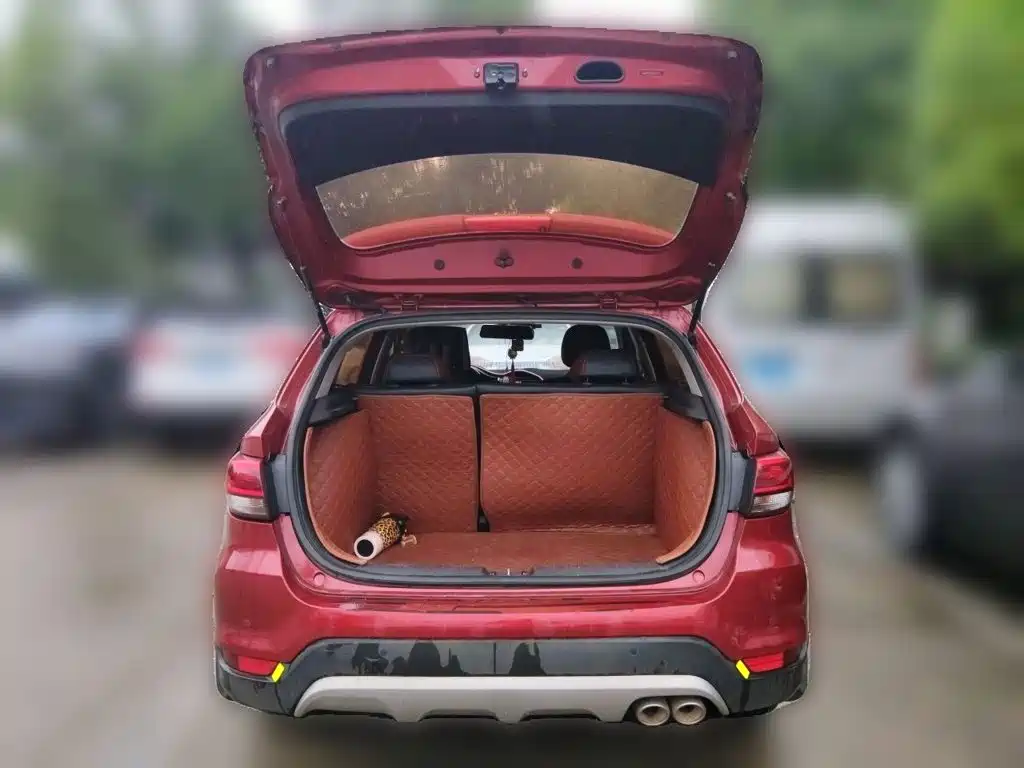 Kia KX CROSS 2018 2017 1.4L AT GLS