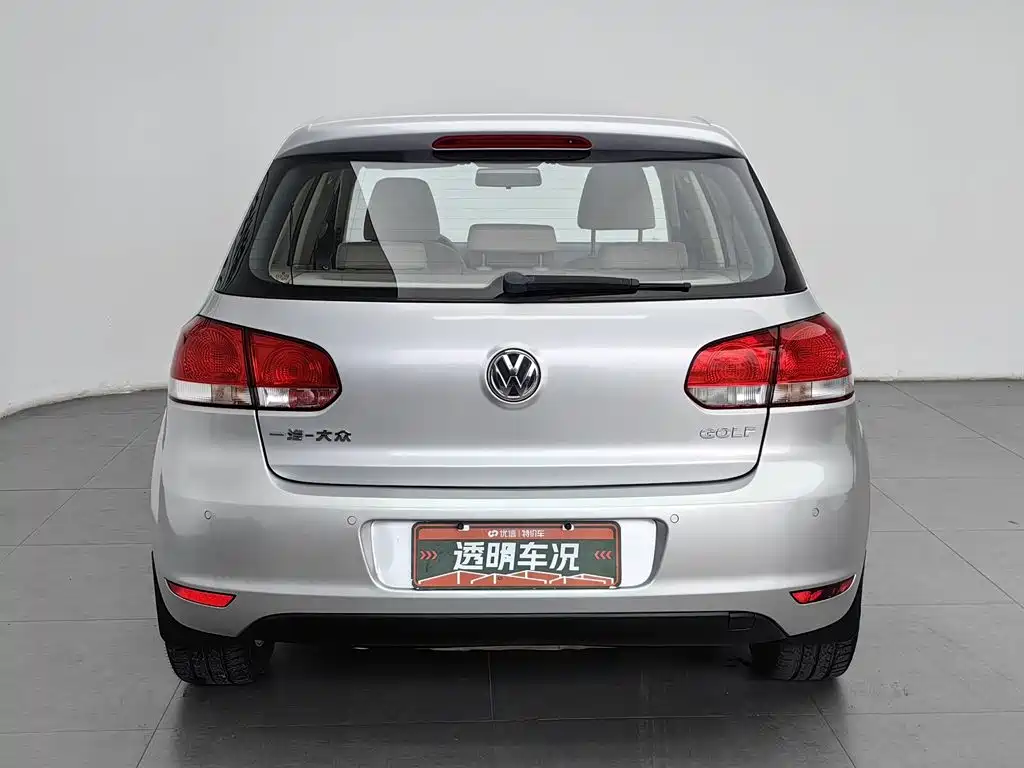 Volkswagen Golf 2010 2011 Model 1.6 Automatic Comfort