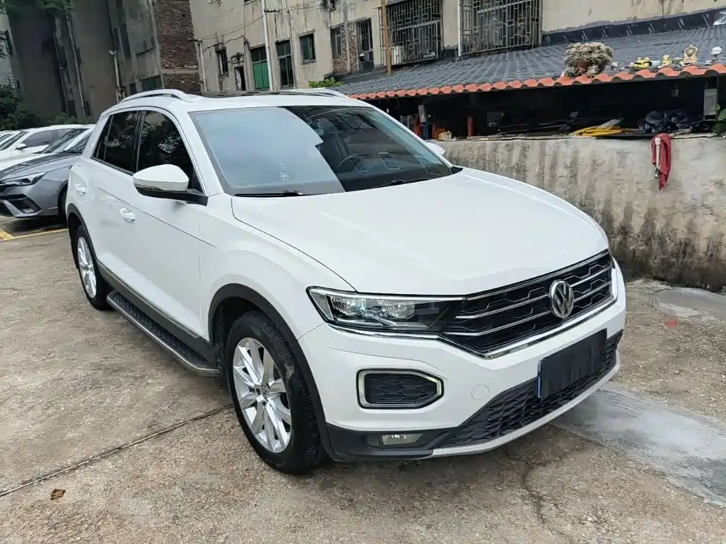 Photo 4 - Volkswagen T-ROC