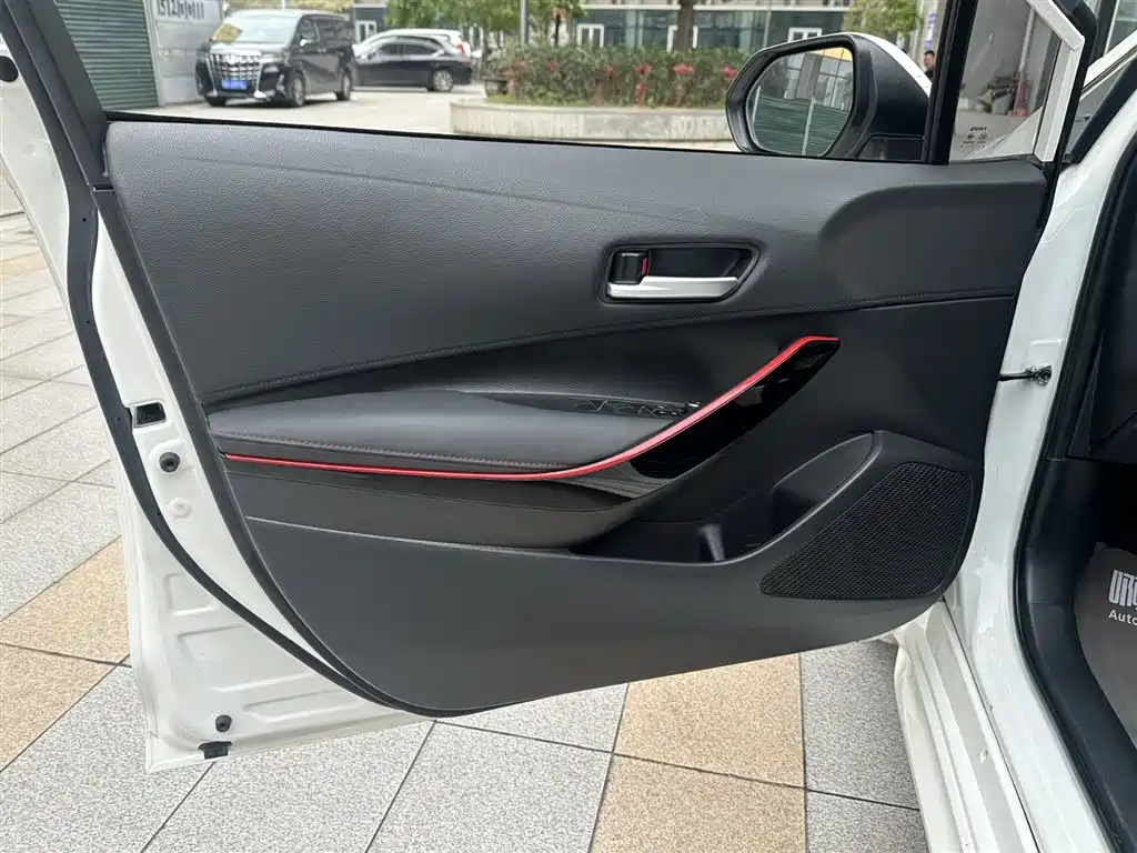 Toyota Levin 2022 Dual Engine 1.8H E-CVT Sport Edition фото 23