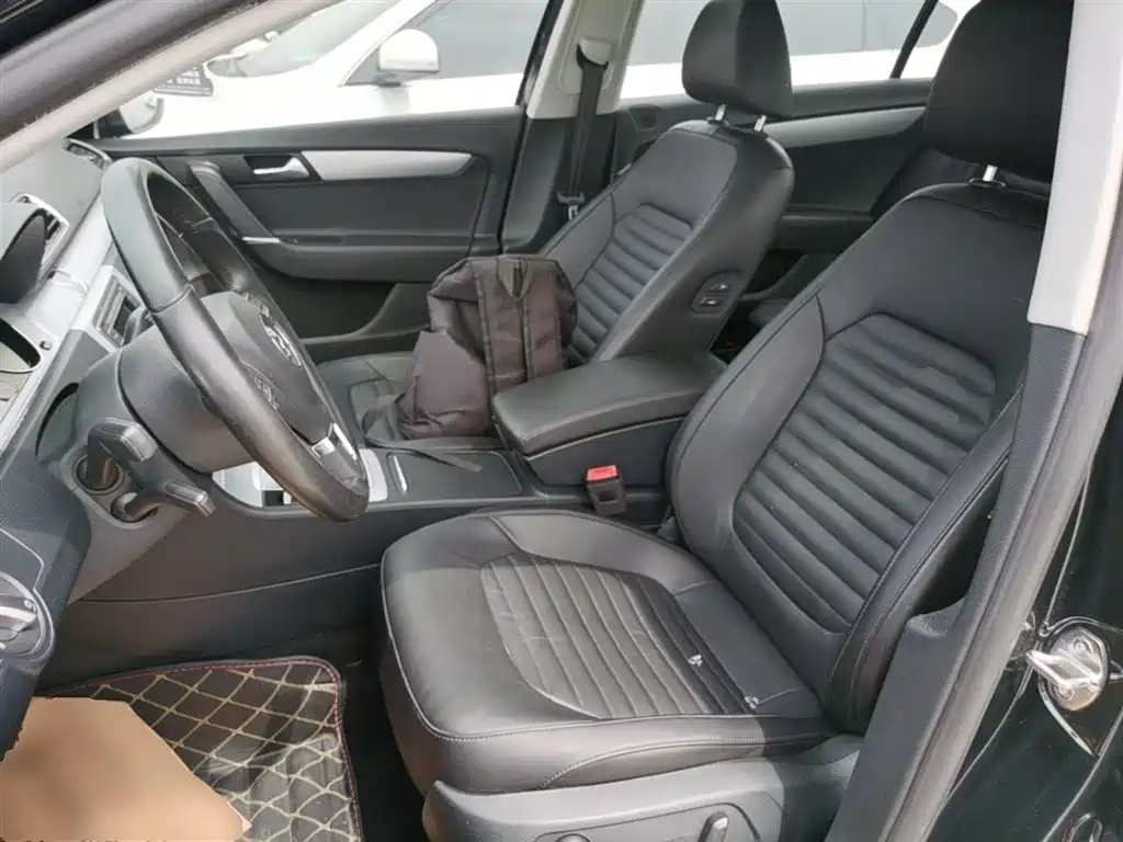 Volkswagen Magotan 2016 1.8TSI Smart Leading фото 15