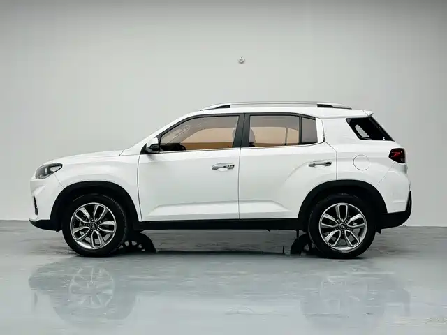 Hyundai Beijing Hyundai ix35 2019 2.0L Automatic 2WD Zhiyong·Enjoy China V фото 8