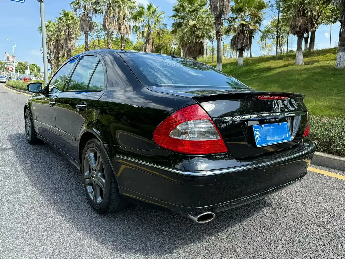 Mercedes-Benz E-Class 2008 E 230 Fashion фото 7