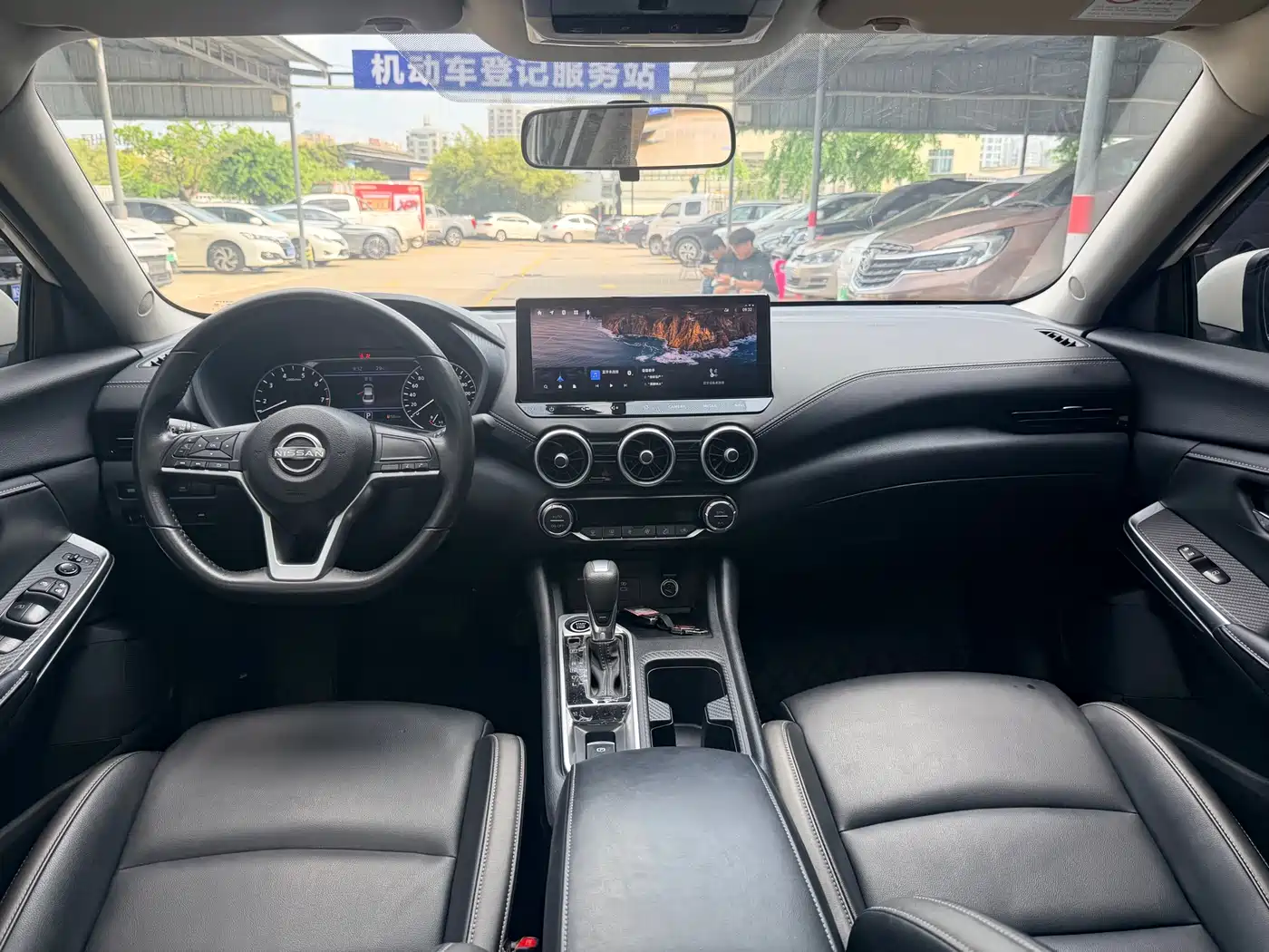 Nissan Sylphy 2025 2023 1.6L CVT Deluxe Edition