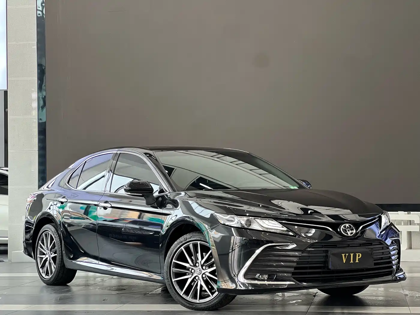 Toyota Camry 2021 2.5G Luxury Edition фото 3
