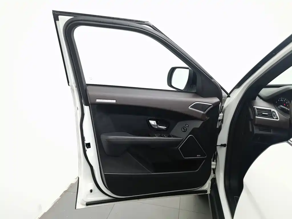 Landwind X7 2015 2015 2.0T Panorama Premium