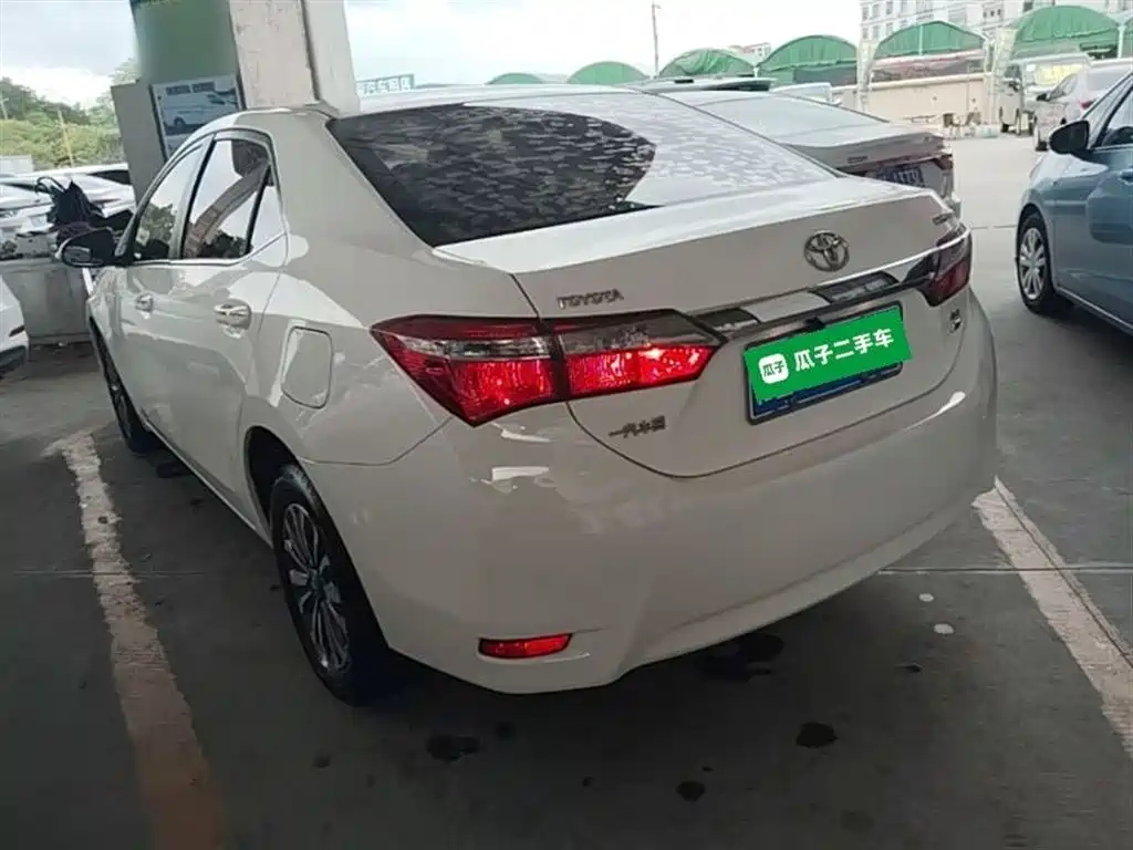 Toyota Corolla 2017 Facelift 1.2T S-CVT GL фото 5