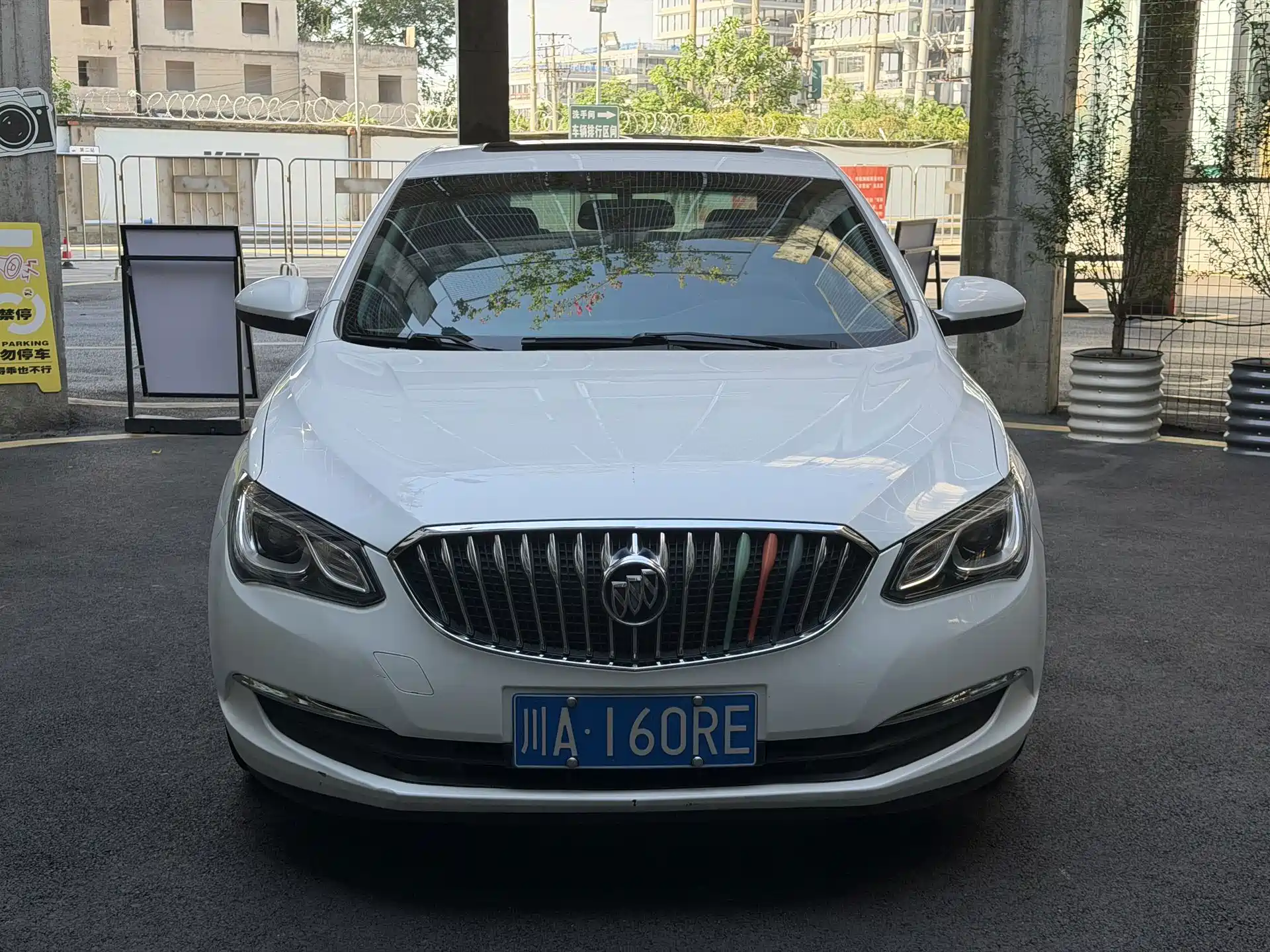 Фото 2 - Buick Excelle