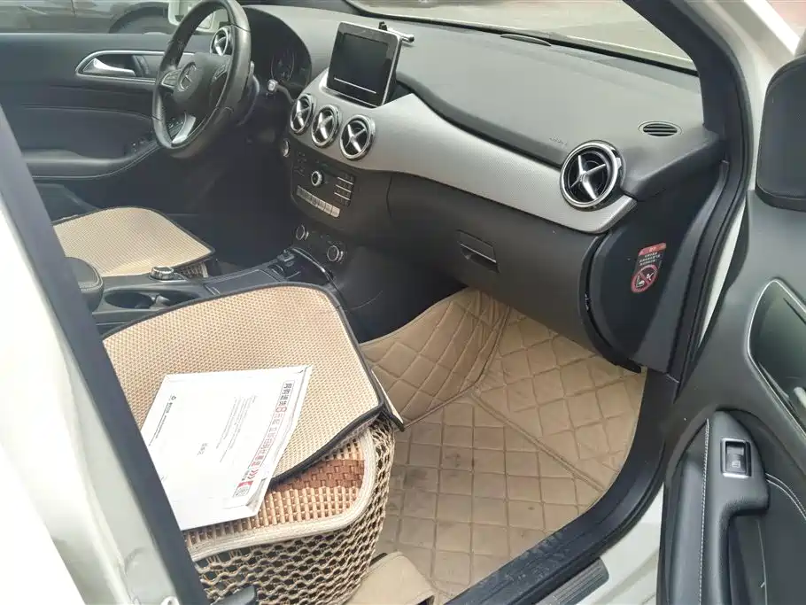 Mercedes-Benz B-Class 2015 B 200 Dynamic фото 8