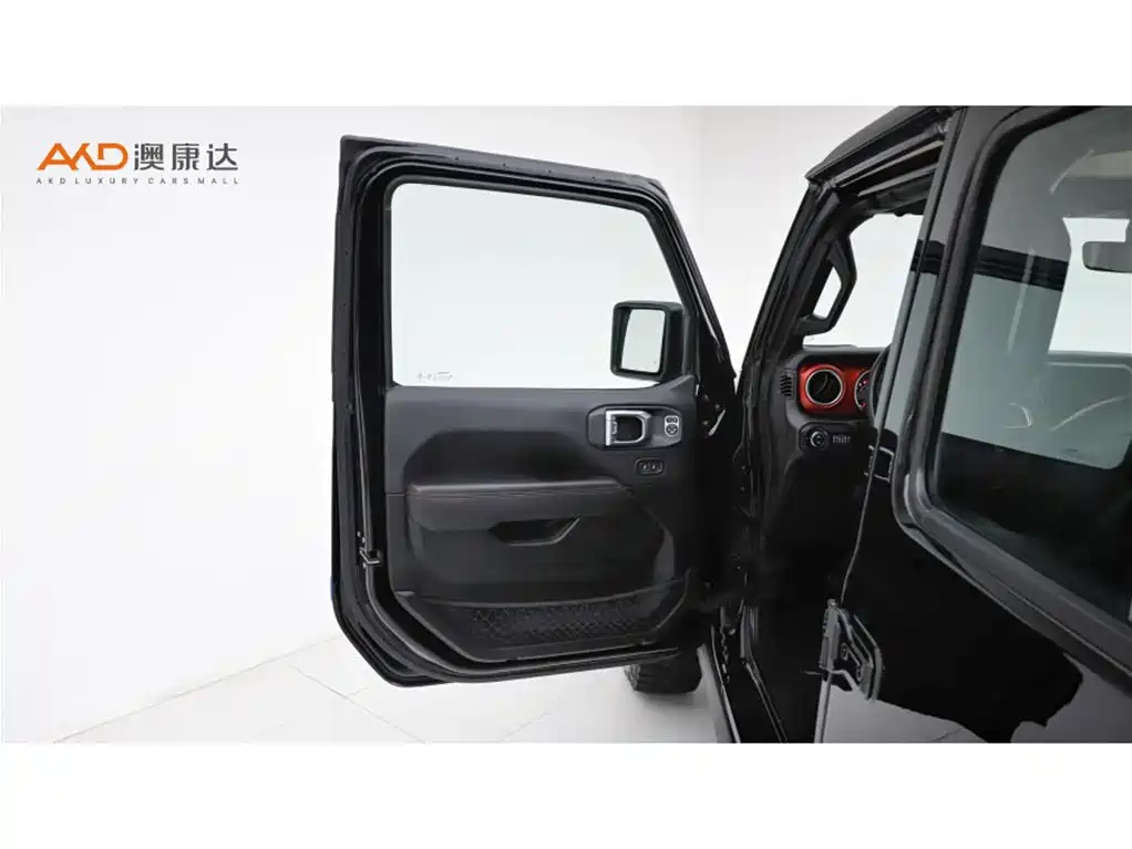 Jeep Wrangler 2024 2021 2.0T Sahara Four-Door