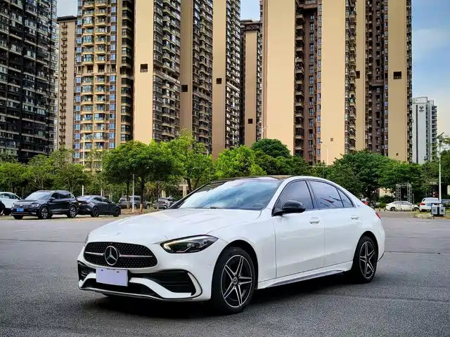 Mercedes-Benz C-Class 2024